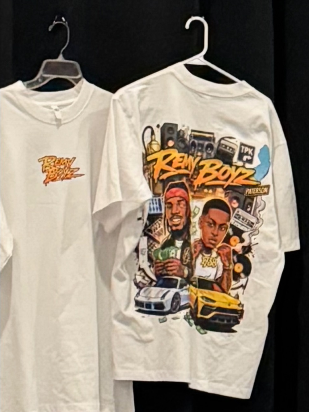 Graphic White Tee - Streetwear Short Sleeve Shirt